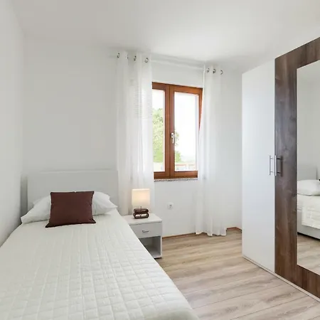 Luxury Issa Zadar