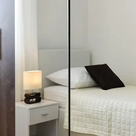 Luxury Issa Apartment