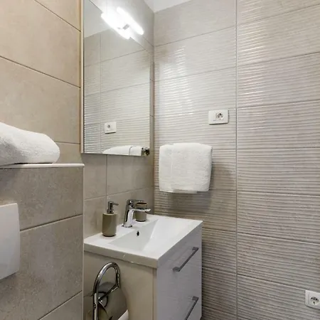 Luxury Issa Apartment *