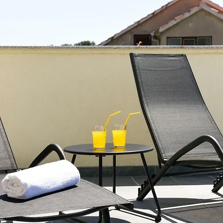 Luxury Issa Apartment