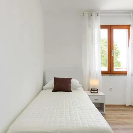 Luxury Issa Apartmán *